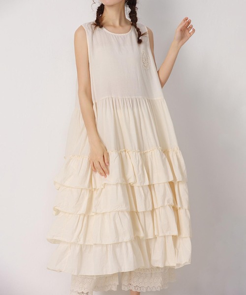 aimoha（アイモハ）の「フリルティアードノースリーブワンピース (SS)（ワンピース・レディース・ホワイト/ブラック/ライトベージュ/ピンク・FREE）」の16枚目の写真