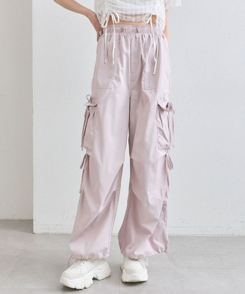 OLIVE des OLIVE（オリーブデオリーブ）の「パステルカーゴパンツ（カーゴパンツ・レディース・ラベンダー/ネイビー/ピンク/オフホワイト・FREE）」の3枚目の写真