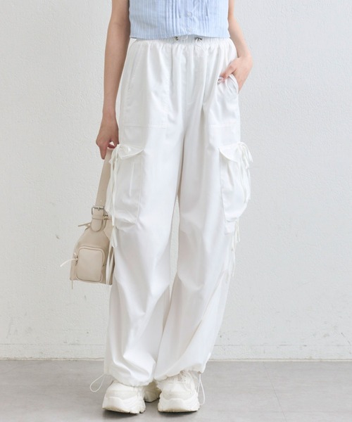 OLIVE des OLIVE（オリーブデオリーブ）の「パステルカーゴパンツ（カーゴパンツ・レディース・ラベンダー/ネイビー/ピンク/オフホワイト・FREE）」の2枚目の写真