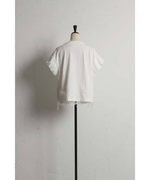 &. NOSTALGIA（アンドドットノスタルジア）の「【ZOZO限定】パールネックレースヘムトップス（Tシャツ/カットソー・レディース・ホワイト/ブラック・M）」の15枚目の写真