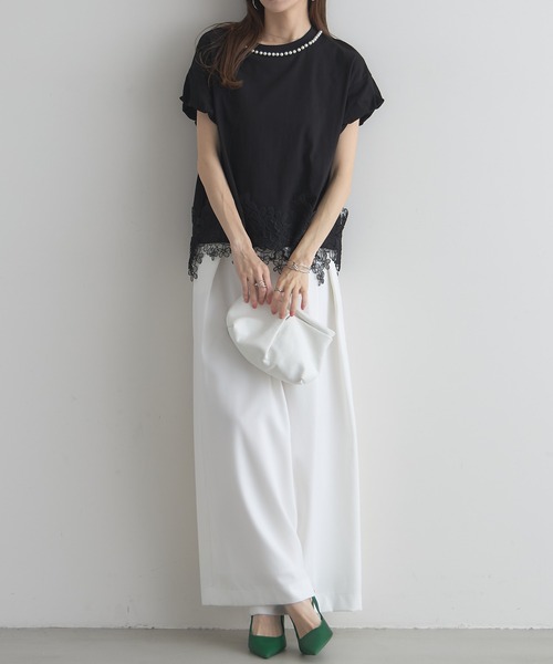 &. NOSTALGIA（アンドドットノスタルジア）の「【ZOZO限定】パールネックレースヘムトップス（Tシャツ/カットソー・レディース・ホワイト/ブラック・M）」の3枚目の写真