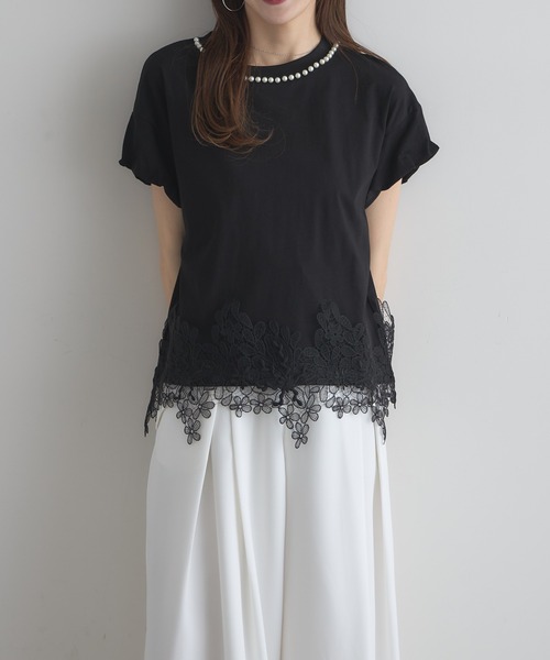 &. NOSTALGIA（アンドドットノスタルジア）の「【ZOZO限定】パールネックレースヘムトップス（Tシャツ/カットソー・レディース・ホワイト/ブラック・M）」の4枚目の写真