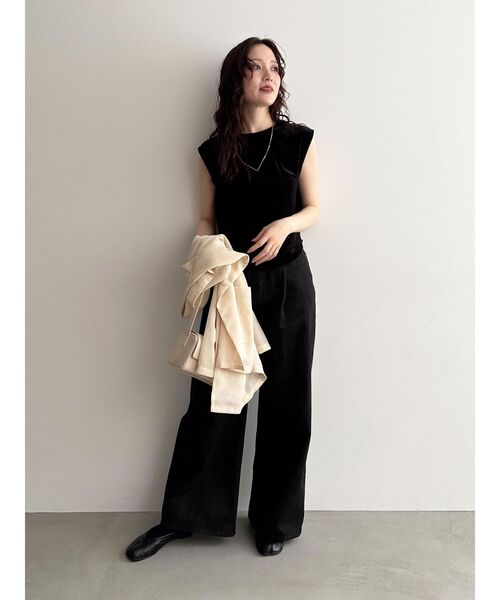 LAGUNAMOON(ラグナムーン)の「タックデニムワイドパンツ(デニムパンツ・レディース・ブラック/ライトブルー・SMALL/MEDIUM)」の13枚目の写真