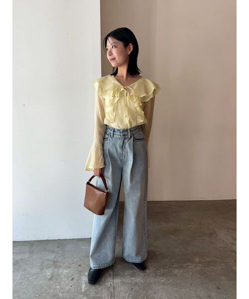 LAGUNAMOON(ラグナムーン)の「タックデニムワイドパンツ(デニムパンツ・レディース・ブラック/ライトブルー・SMALL/MEDIUM)」の8枚目の写真