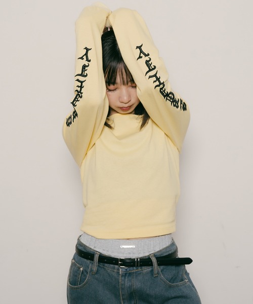 Subciety(サブサエティ)の「Sleeve embroidery tee【WOMEN】(Tシャツ/カットソー・レディース・ホワイト/オレンジ/イエロー/ブラック・FREE)」の4枚目の写真