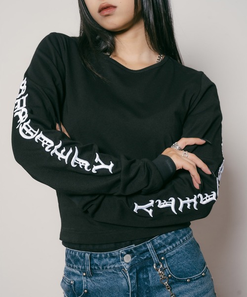 Subciety(サブサエティ)の「Sleeve embroidery tee【WOMEN】(Tシャツ/カットソー・レディース・ホワイト/オレンジ/イエロー/ブラック・FREE)」の3枚目の写真