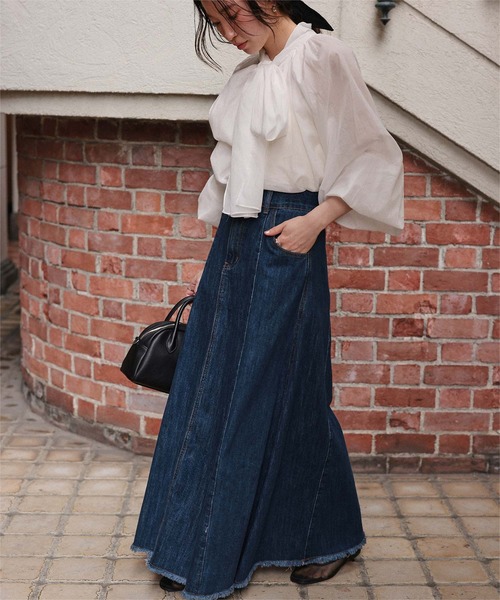 titivate（ティティベイト）の「ハイウエストボリュームフレアデニムスカート（デニムスカート・レディース・ライトブルー/グレー/ブルー・L/M/S）」の20枚目の写真