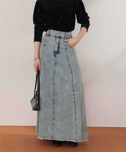 titivate（ティティベイト）の「ハイウエストボリュームフレアデニムスカート（デニムスカート・レディース・ライトブルー/グレー/ブルー・L/M/S）」の17枚目の写真