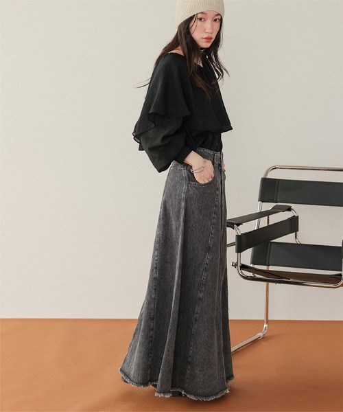 titivate（ティティベイト）の「ハイウエストボリュームフレアデニムスカート（デニムスカート・レディース・ライトブルー/グレー/ブルー・L/M/S）」の10枚目の写真