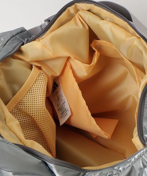 adidas(アディダス)の「メタリックショルダーバッグ / アディダス adidas(ショルダーバッグ・メンズ・シルバー・FREE)」の16枚目の写真