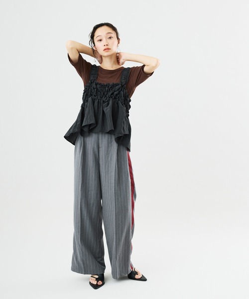 Muscat(マスカット)の「ふわふわフリルシャイニーベスト(シャツ/ブラウス・レディース・クリーム/ブラック・F)」の18枚目の写真
