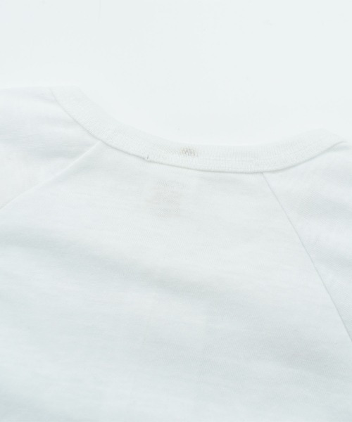 VINTAGE（ヴィンテージ）の「【USED】90’s デッドストック sports wear ヘンリーネック Tシャツ USA製（Tシャツ/カットソー・メンズ・ホワイト・SMALL）」の4枚目の写真
