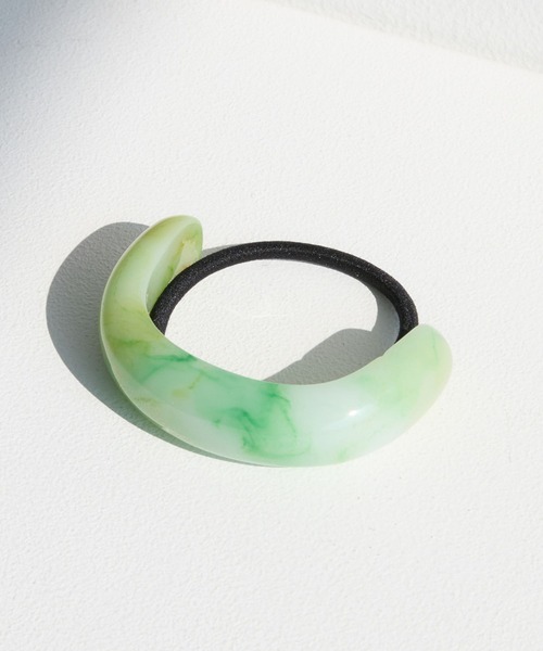 BARNYARDSTORM（バンヤードストーム）の「BARNYARDSTORM / カーブマーブルヘアゴム（ヘアゴム・レディース・ベージュ/ライトグリーン・FREE）」の2枚目の写真