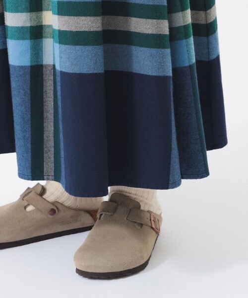 BEAMS BOY(ビームスボーイ)の「【1/15再値下げ】ビッグ タータン スカート(スカート・レディース・ダークグリーン/ネイビー/オレンジ・1/2)」の14枚目の写真