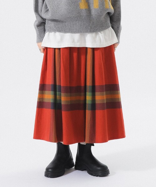 BEAMS BOY(ビームスボーイ)の「【1/15再値下げ】ビッグ タータン スカート(スカート・レディース・ダークグリーン/ネイビー/オレンジ・1/2)」の18枚目の写真