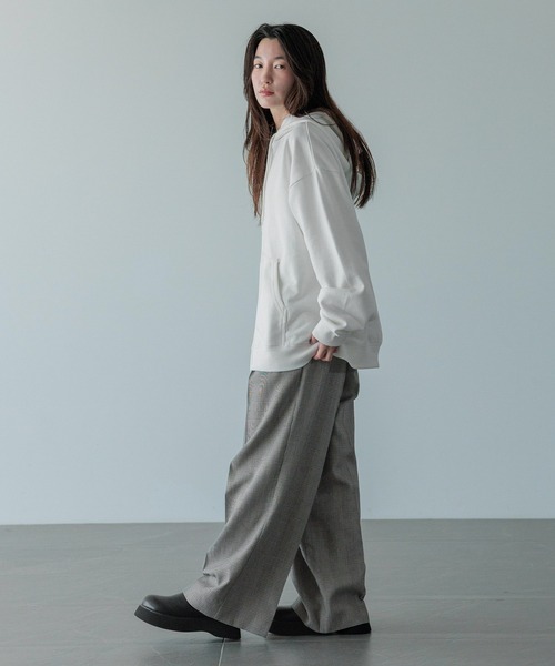 LOWRYS FARM（ローリーズファーム）の「【LFM(U)】ウラケＺＩＰフーディー　588025（スウェット・メンズ・レッド/ホワイト/ブルー/チャコールグレー/グレー・LARGE/MEDIUM）」の19枚目の写真