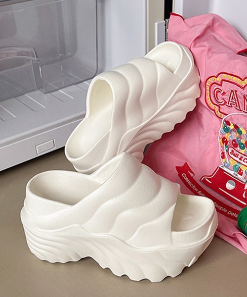 SANSeLF（サンセルフ）の「【SANSeLF】 厚底スリッポン オープントゥ ボリュームソール 立体フォルムサンダル sas25s007（サンダル・レディース・ブラック/ベージュ/ホワイト・S/M/L）」の17枚目の写真
