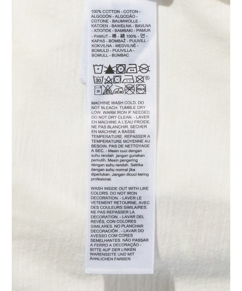 Levi's（リーバイス）の「Levi's/リーバイス GRAPHIC ボックスTシャツ（Tシャツ/カットソー・レディース・ホワイト・XS/S/M）」の6枚目の写真