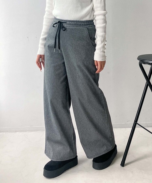 AS KNOW AS plus（アズノゥアズプラス）の「♪セミワイド ストレッチイージーパンツ（その他パンツ・レディース・アイボリー/ブラック/モカ/ブラウン系/ブラック系その他/ブラック系・FREE）」の4枚目の写真