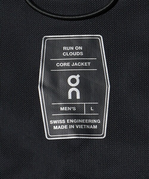 On(オン)の「<On>Core Jacket/コアジャケット(ブルゾン・メンズ・ブラック・M/XL/S/L)」の10枚目の写真