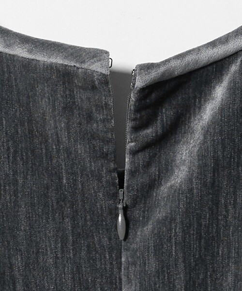 BEAUTY&YOUTH UNITED ARROWS（ビューティーアンドユースユナイテッドアローズ）の「ポリエステルブレンド モールタイトワンピース（ワンピース・レディース・グレー系/ダークブラウン・M/S）」の22枚目の写真