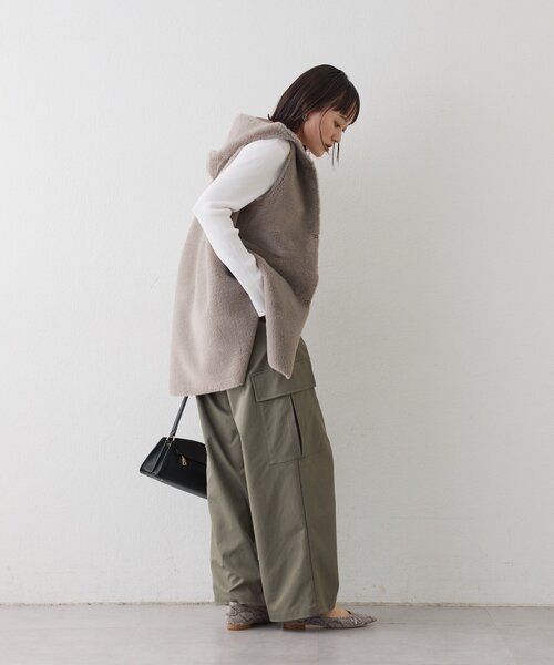 RIVE DROITE（リヴドロワ）の「【モードな印象】ダブルループカーゴパンツ（カーゴパンツ・レディース・ベージュ/ブラウン/カーキ・38/36）」の17枚目の写真