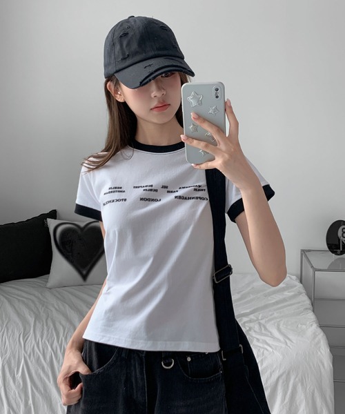 UNE MANSION(ユヌマンション)の「ユニークロゴバイカラークロップド半袖Tシャツ(Tシャツ/カットソー・レディース・ブラック/ホワイト/グリーン/レッド・FREE)」の15枚目の写真