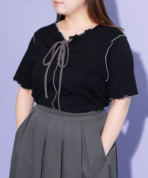 PUNYUS（プニュズ）の「レースアップ配色メロウＴシャツ（Tシャツ/カットソー・レディース・ブラック/サックスブルー・1/2/3/4）」の11枚目の写真