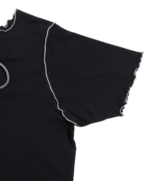 PUNYUS（プニュズ）の「レースアップ配色メロウＴシャツ（Tシャツ/カットソー・レディース・ブラック/サックスブルー・1/2/3/4）」の19枚目の写真