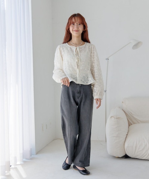 flower（フラワー）の「ブルーミングリボントップ（シャツ/ブラウス・レディース・アイボリー/グレー・FREE）」の11枚目の写真