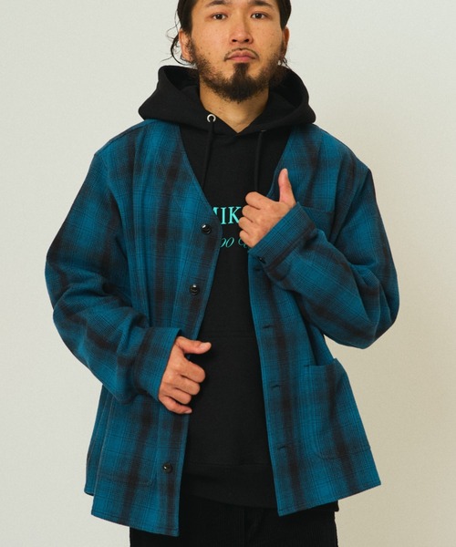 BIG MIKE(ビッグマイク)の「BIG MIKE ビックマイク/ 無地 チェック柄 ヘビーフランネル カーディガン /// 102536200 102536250(カーディガン/ボレロ・メンズ・ブラック/ブラック×グレー/チャコール/ブルー系その他・MEDIUM/LARGE/X-LARGE)」の19枚目の写真