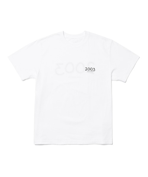 DESIGNERS(デザイナーズ)の「Era Tee -2003 The Dawn of the Digital-(Tシャツ/カットソー・メンズ・ホワイト・XL/L/M/S)」の3枚目の写真