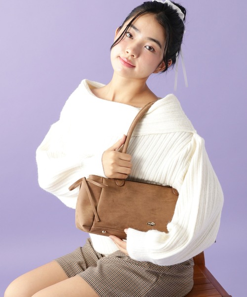 tiny tiny（ティニーティニー）の「サイドリボンバッグ[tiny tiny(ティニーティニー)]（ボストンバッグ・レディース・キャメル/ボルドー/ブラック・0）」の22枚目の写真