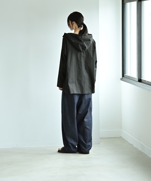 STYLE DELI(スタイルデリ)の「【BLK001】ライトフーディシャツ(シャツ/ブラウス・レディース・ブラック・FREE)」の5枚目の写真