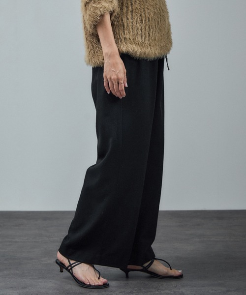 SALON adam et rope'（サロン アダム エ ロペ）の「【WEB限定】ウォッシャブルウールカシミヤワイドパンツ（その他パンツ・レディース・ブラック/ブラウン/グレー・M/S）」の6枚目の写真