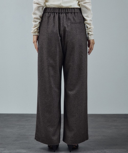 SALON adam et rope'（サロン アダム エ ロペ）の「【WEB限定】ウォッシャブルウールカシミヤワイドパンツ（その他パンツ・レディース・ブラック/ブラウン/グレー・M/S）」の17枚目の写真
