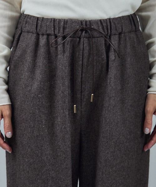 SALON adam et rope'（サロン アダム エ ロペ）の「【WEB限定】ウォッシャブルウールカシミヤワイドパンツ（その他パンツ・レディース・ブラック/ブラウン/グレー・M/S）」の18枚目の写真