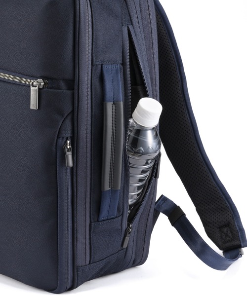 ace.(エース)の「エースジーン ビジネスリュック ガジェタブルSF A4サイズ収納可能 14inchPC収納 15L エキスパンド(容量拡張) 2気室 68784(ビジネスバッグ・メンズ・ブラック/ネイビー・FREE)」の12枚目の写真