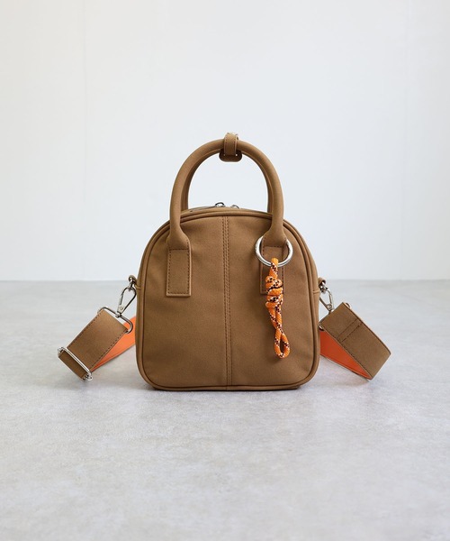 COLDE (コルデ)の「チャーム付きミニボストン(ボストンバッグ・レディース・ブラウン/アイボリー/ブラック・FREE)」の16枚目の写真