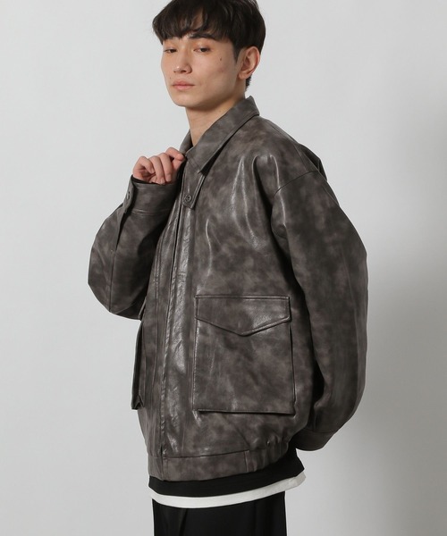 LAKOLE(ラコレ)の「PUレザーA2ブルゾン / 592153(ブルゾン・メンズ・ブラック/チャコール/グリーン・LARGE/MEDIUM)」の5枚目の写真