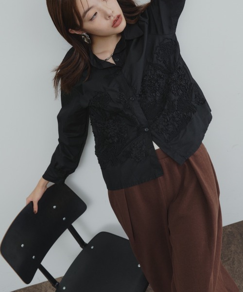 セール】ボタニカル刺繍クロップトシャツ（シャツ/ブラウス）｜DFFUR