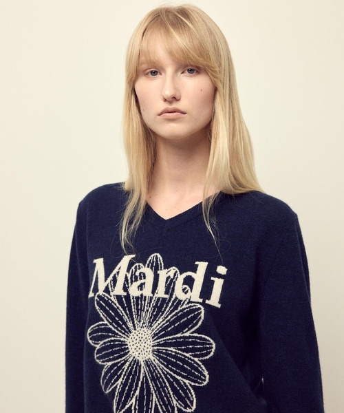 Mardi Mercredi(マルディメクルディ)の「CASHMERE V NECK FLOWERMARDI / カシミヤ Vネック フラワーマルディ ニット(ニット/セーター・レディース・ネイビー/ブラック/グレー・FREE)」の6枚目の写真