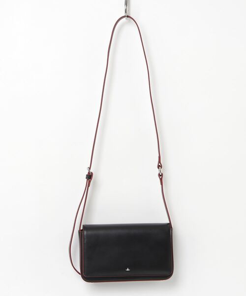 Vivienne Westwood MAN(ヴィヴィアンウエストウッドマン)の「TINY ORB LEATHER CROSSBODY BAG(ショルダーバッグ・メンズ・レッド系その他3/ブラック・FREE)」の2枚目の写真