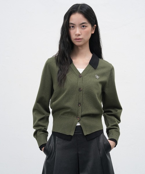 GENERAL IDEA（ジェネラルアイデア）の「【GENERAL IDEA】シャツレイヤード風ニットカーディガン / ESSENTIAL COLLAR LAYERD CARDIGAN（カーディガン/ボレロ・レディース・グレー/ワイン/ブラック/ホワイト/カーキ/グレー系・L/M/S/XL）」の5枚目の写真