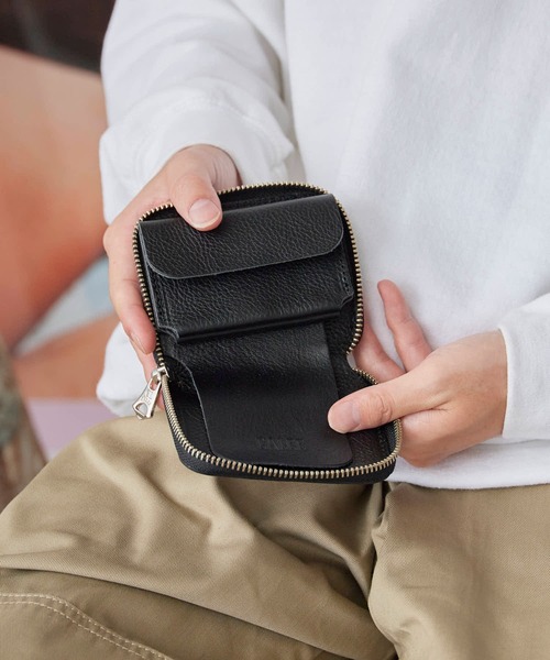 CALEE/キャリー ひし形スタッズ付き 二つ折りミニ財布（財布）｜CALEE