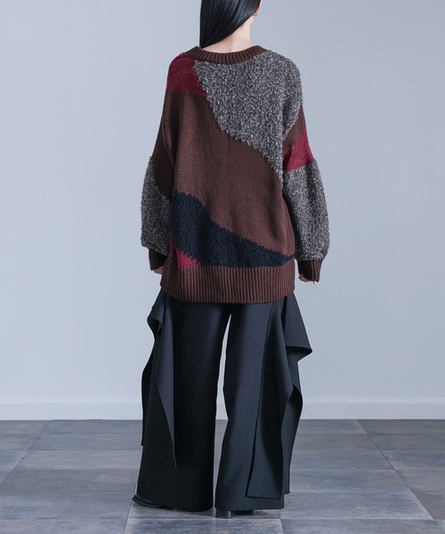 kOhAKU（コハク）の「『フレアモチーフワイドパンツ』（その他パンツ・レディース・ブラック/チャコール・2/1）」の19枚目の写真