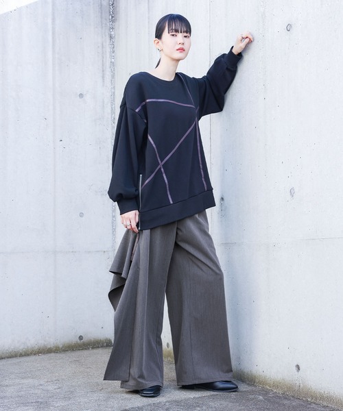 kOhAKU（コハク）の「『フレアモチーフワイドパンツ』（その他パンツ・レディース・ブラック/チャコール・2/1）」の11枚目の写真