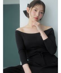 dazzlin（ダズリン）の「【吉田朱里】温感・セラミド加工カップインオフショルインナー（インナーウェア/肌着）」