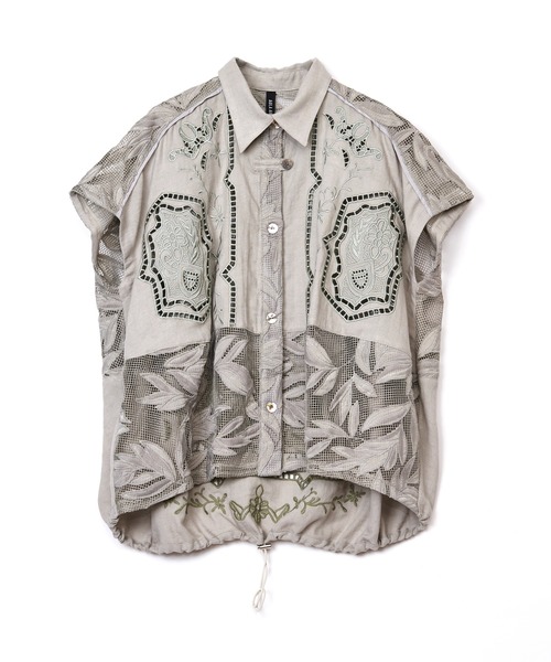 AULA AILA（アウラアイラ）の「【セットアップ着用可】カットワークエンブロイダリーシャツ（シャツ/ブラウス・レディース・オフホワイト/グレイッシュベージュ/ブラック・0）」の3枚目の写真