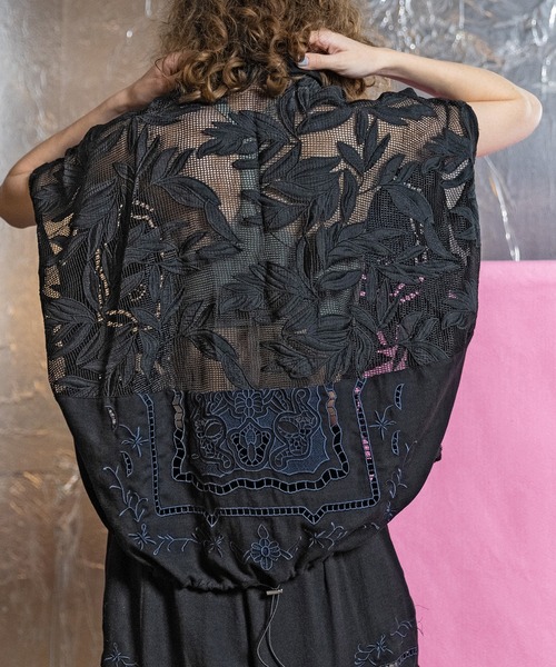 AULA AILA（アウラアイラ）の「【セットアップ着用可】カットワークエンブロイダリーシャツ（シャツ/ブラウス・レディース・オフホワイト/グレイッシュベージュ/ブラック・0）」の15枚目の写真